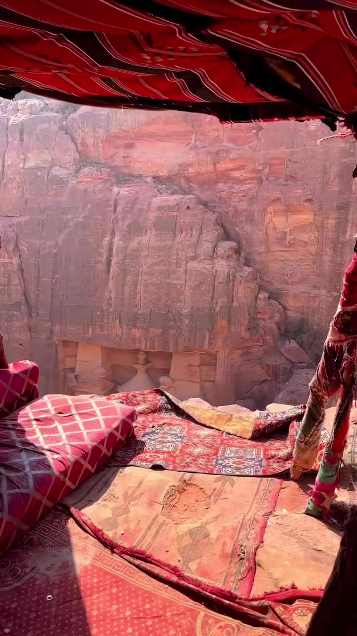 Discover the Timeless Beauty of Petra, Jordan