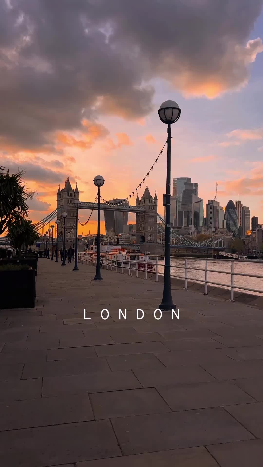 Discover London's Stunning Sunset Over Tower Bridge