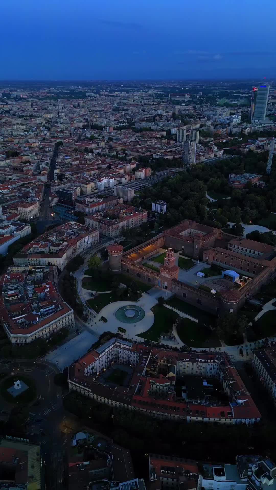 Discover Milan's Empty Streets on Ferragosto