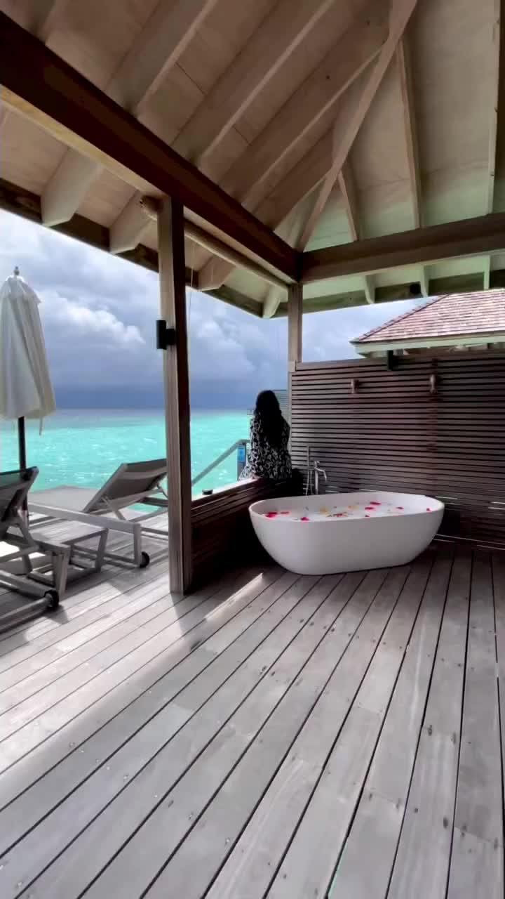 Tamally Waheshny at Hurawalhi Maldives – Ultimate Luxury