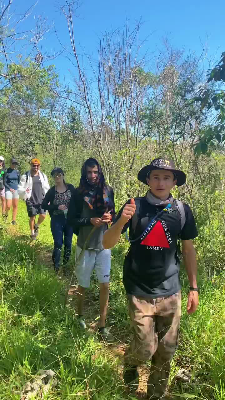 Até onde a gente vai com essas aventuras? 😅🥾😍

#pisaverdeecoturismo #natureza #ecoturismo #trilha #trilhas #ecotour #brazil #nature #brasil #cachoeira #ecotourism