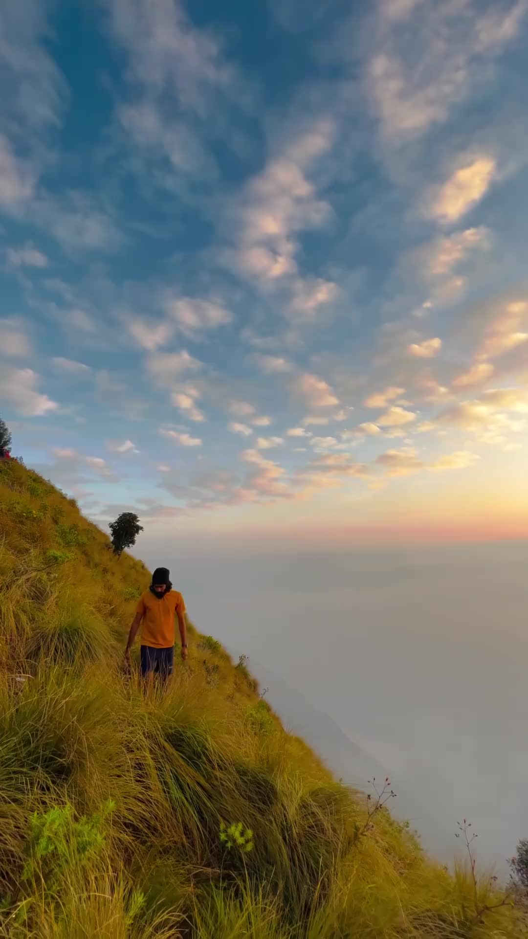 Adventure at Kolukkumalai Peak with Friends