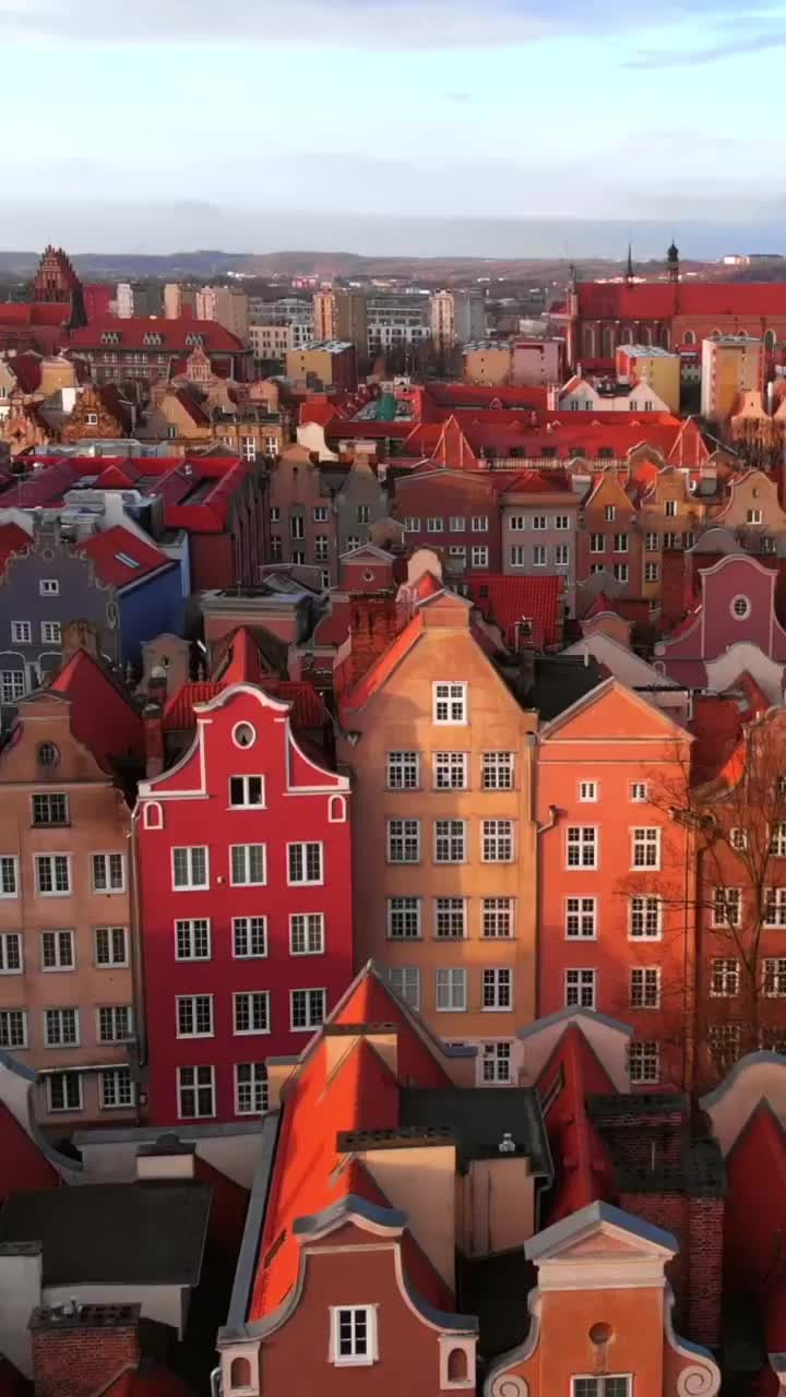 Discover Gdańsk Old Town: A Polish Gem 🇵🇱