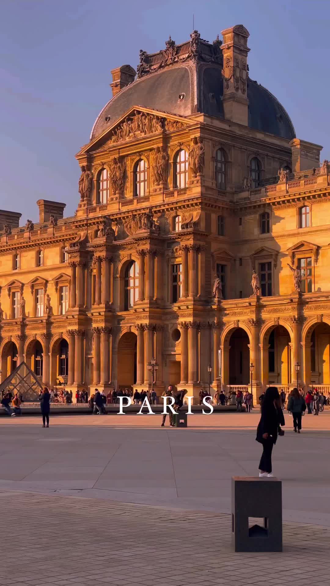 Explore Paris: Top Attractions & Hidden Gems