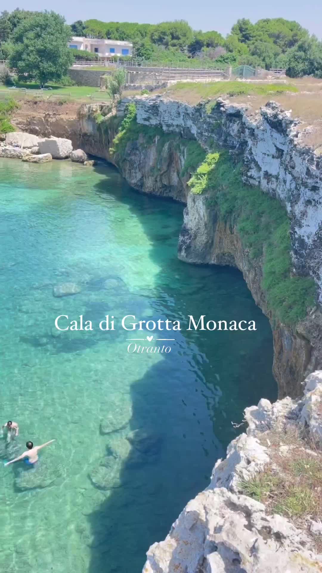 Discover the Hidden Cala di Grotta Monaca in Salento