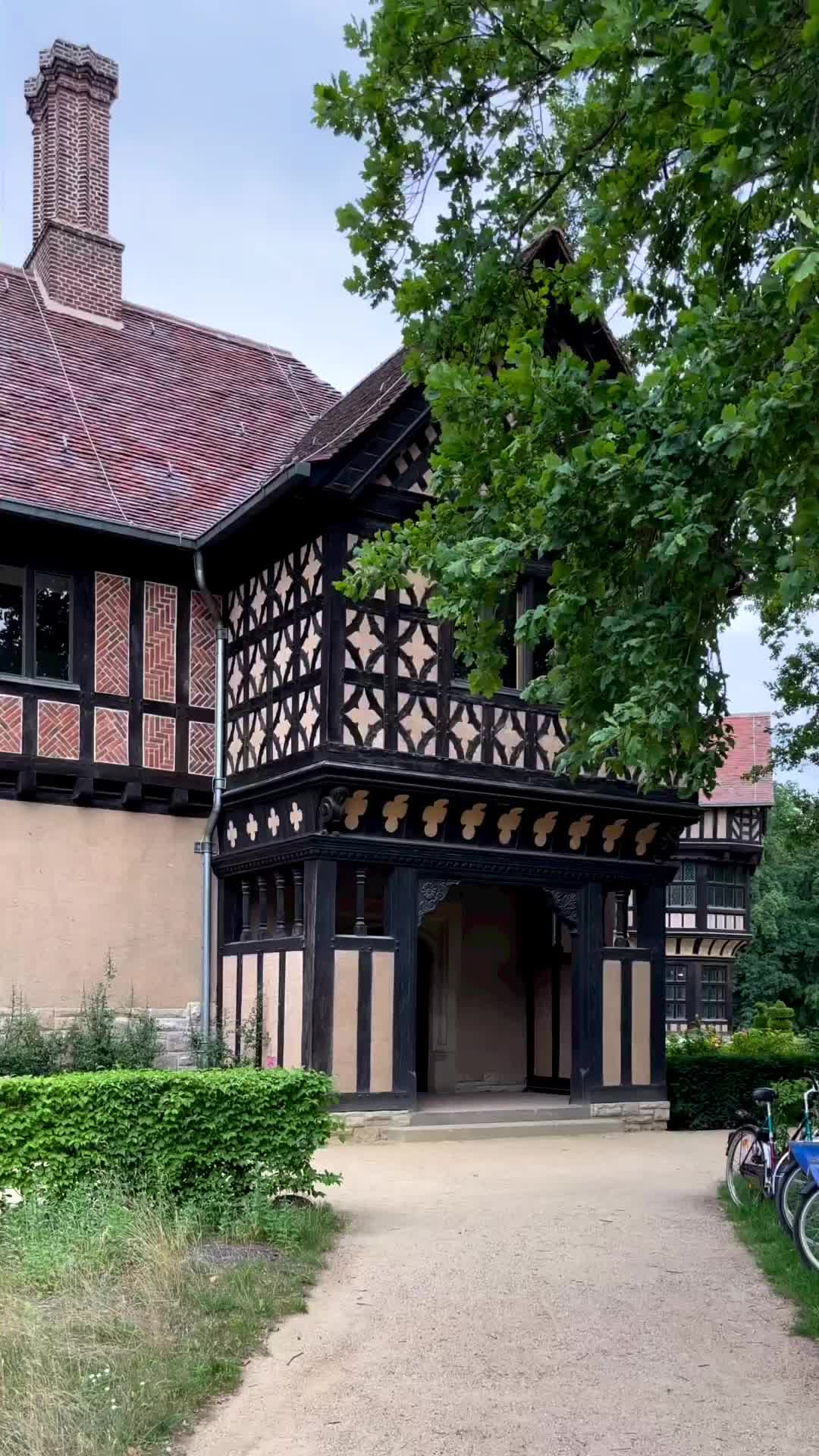 Discover Cecilienhof: Tudor-Style Palace in Potsdam