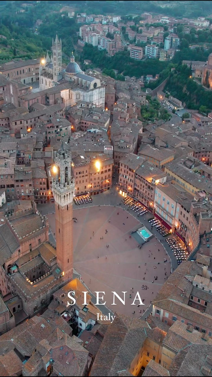 A Day in Siena: Exploring History and Gastronomy