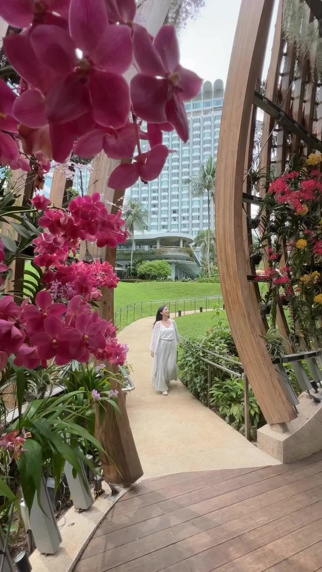 Discover Shangri-La Singapore: A Floral Paradise