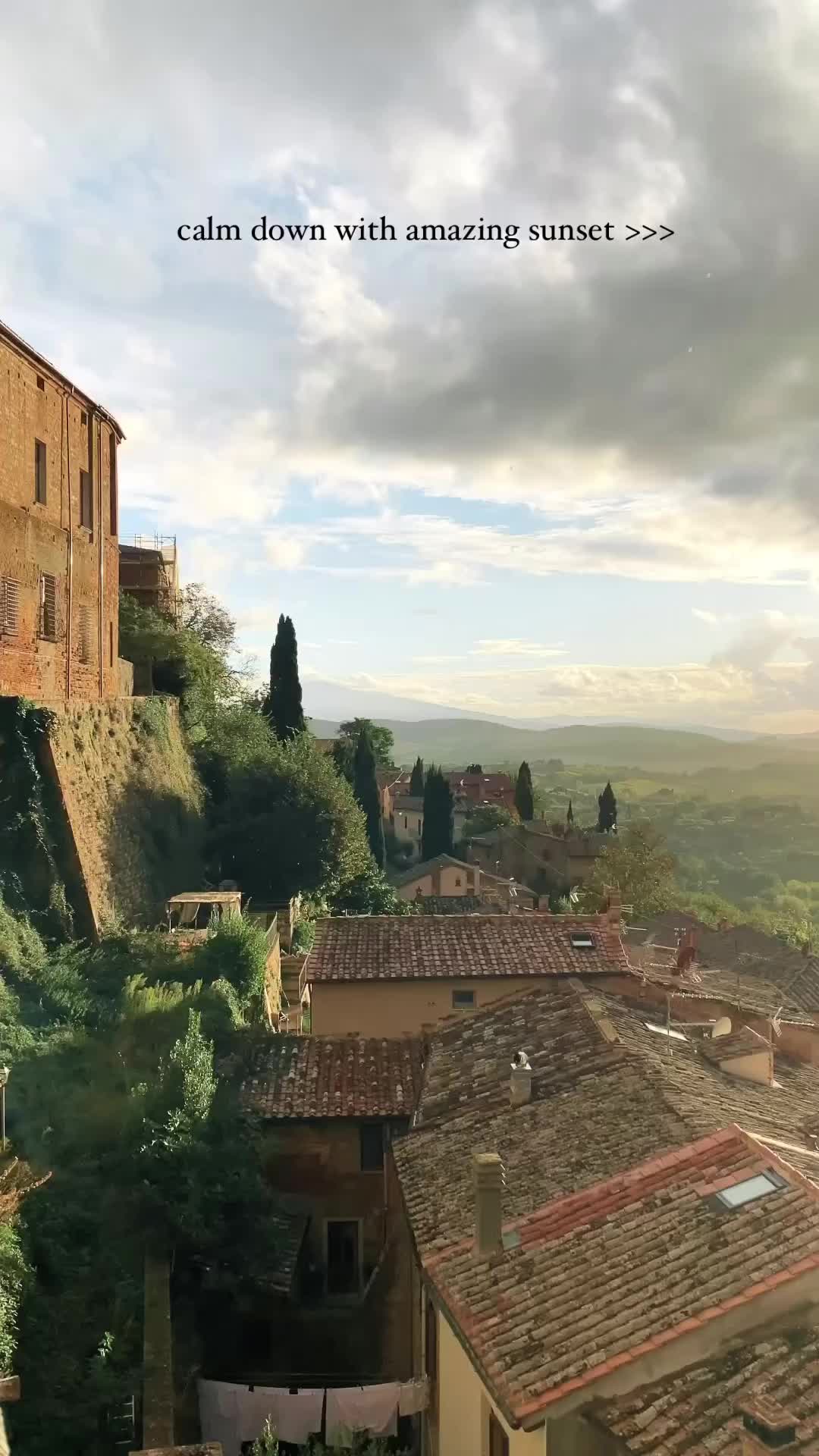 Amazing Sunset in Montepulciano, Tuscany 🌅✨