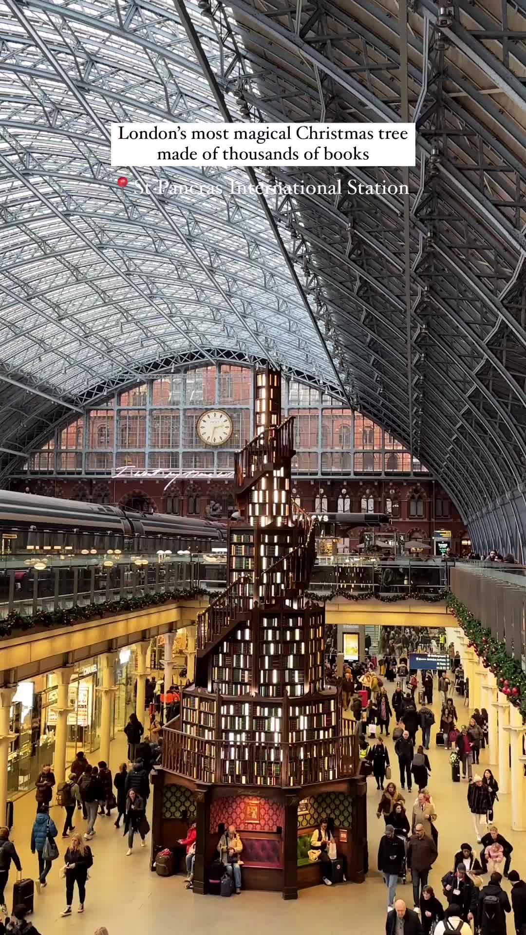 St Pancras Christmas Tree 2023: A Must-See Book Theme