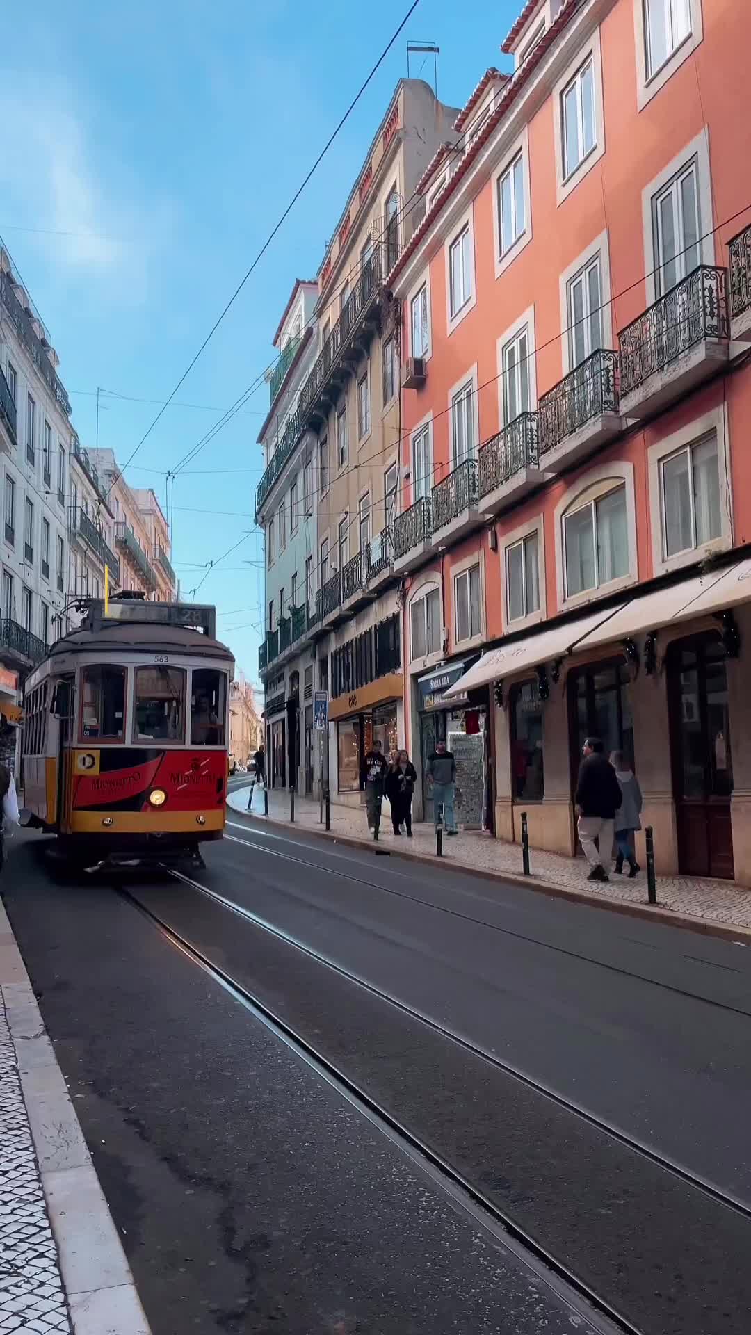 Discover Lisbon: The Ultimate City Experience 🇵🇹