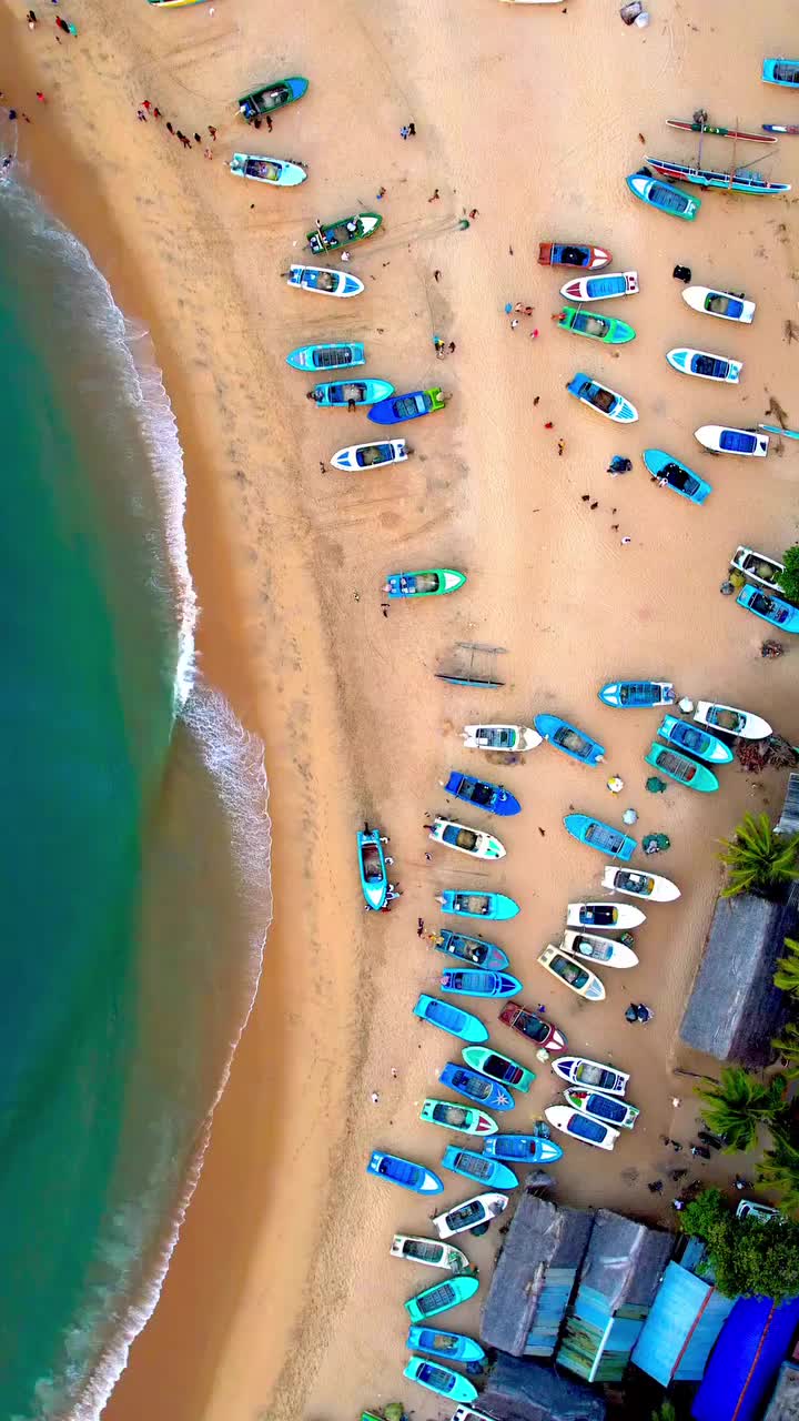 Blue Shades of Arugam Bay: Discover Sri Lanka's Beauty