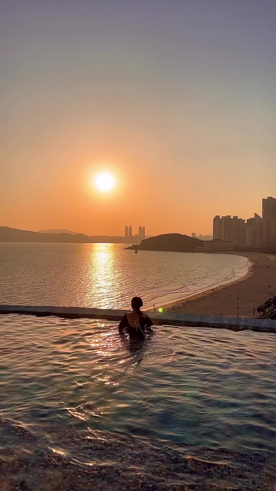 Best Infinity Pool in Busan at SIGNIEL Hotel 🏊🏻‍♀️