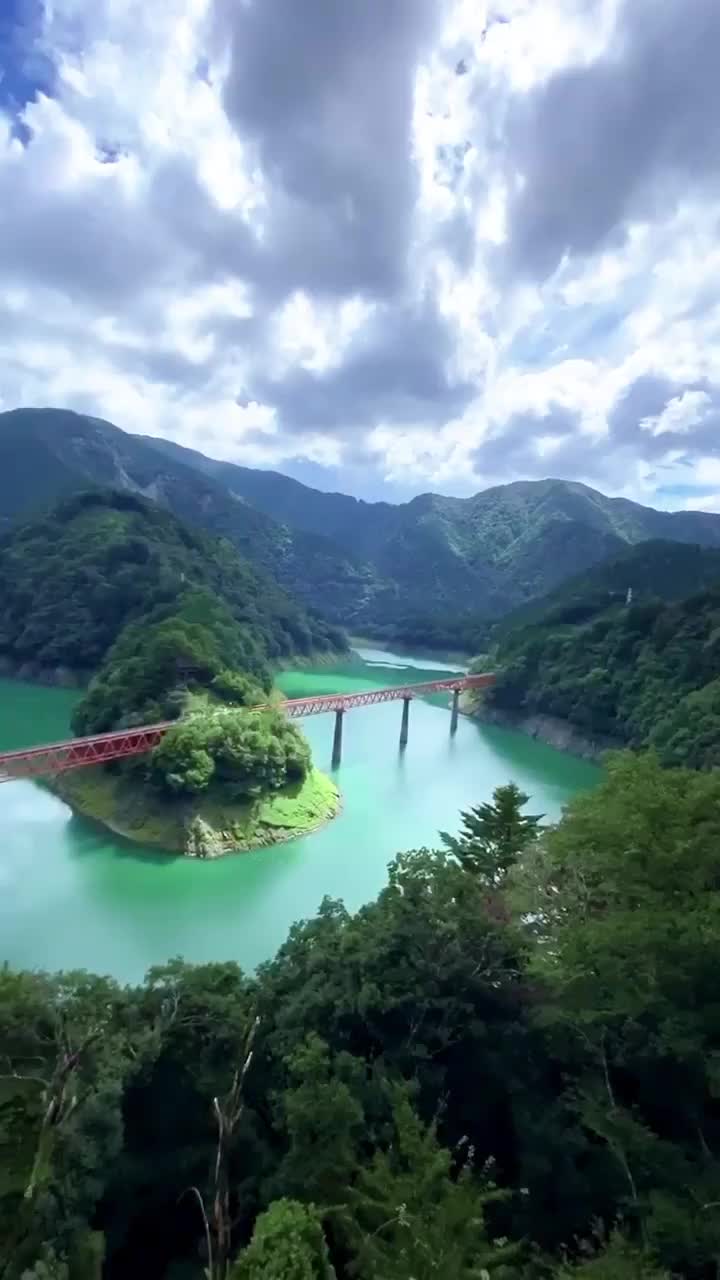 Okuōikojō Station: A Scenic Gem Above Sesso Lake