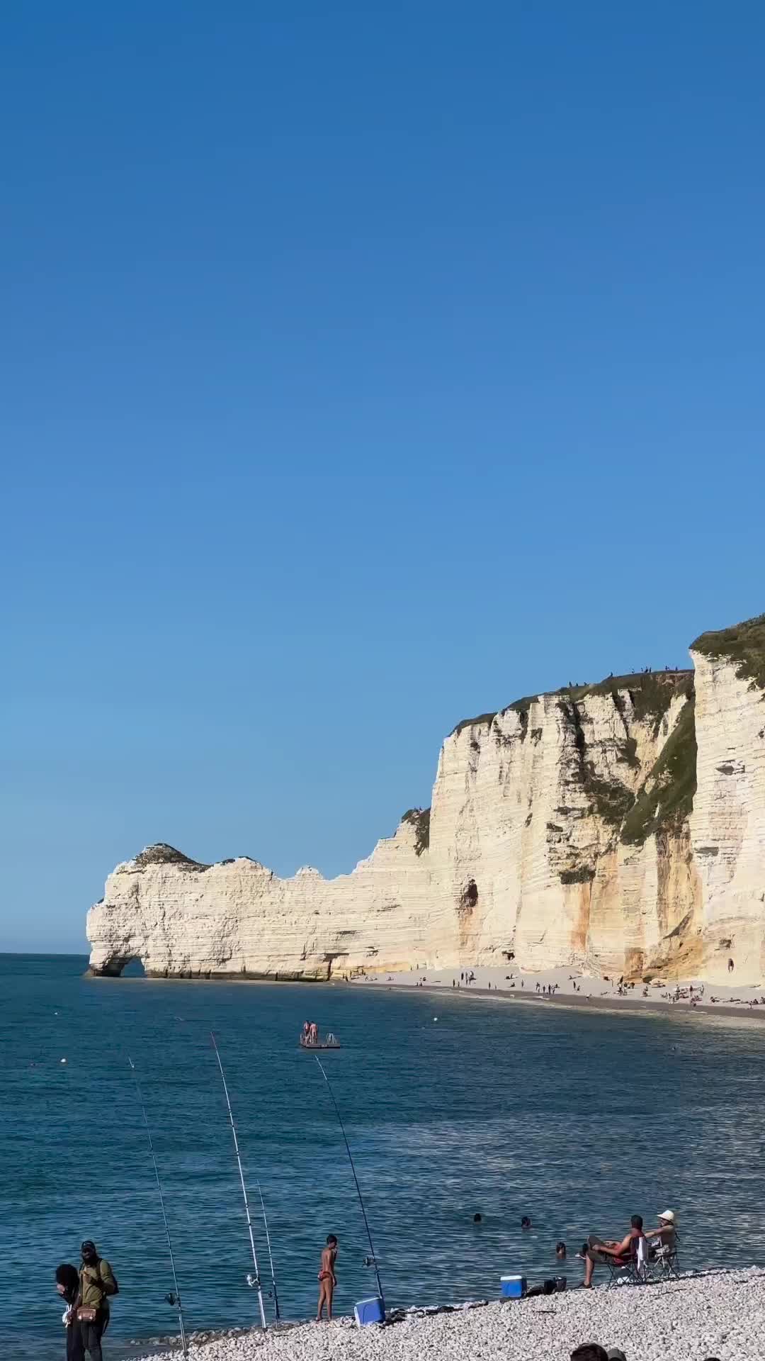 Discover Normandy's Hidden Gem: Étretat Beach