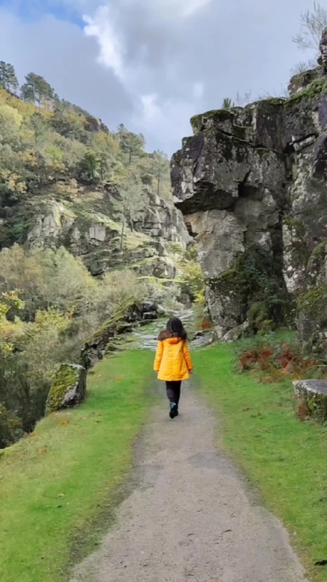 There's no such thing as bad weather 🌧️❄️🌦️💨
Just wear the right clothes and go exploring 🥾

📍Ponte de Misarela | Diabo

*
*

#pontedemisarela #devilsbridge #visitportugal #minho #norteportugal #geres #portugal #sheisnotlost #nps #hikevibes #hikinggirl #neverstopexploring #autumsvibes #waterfall #thunderstorm #travelinspiration #travelbloguer