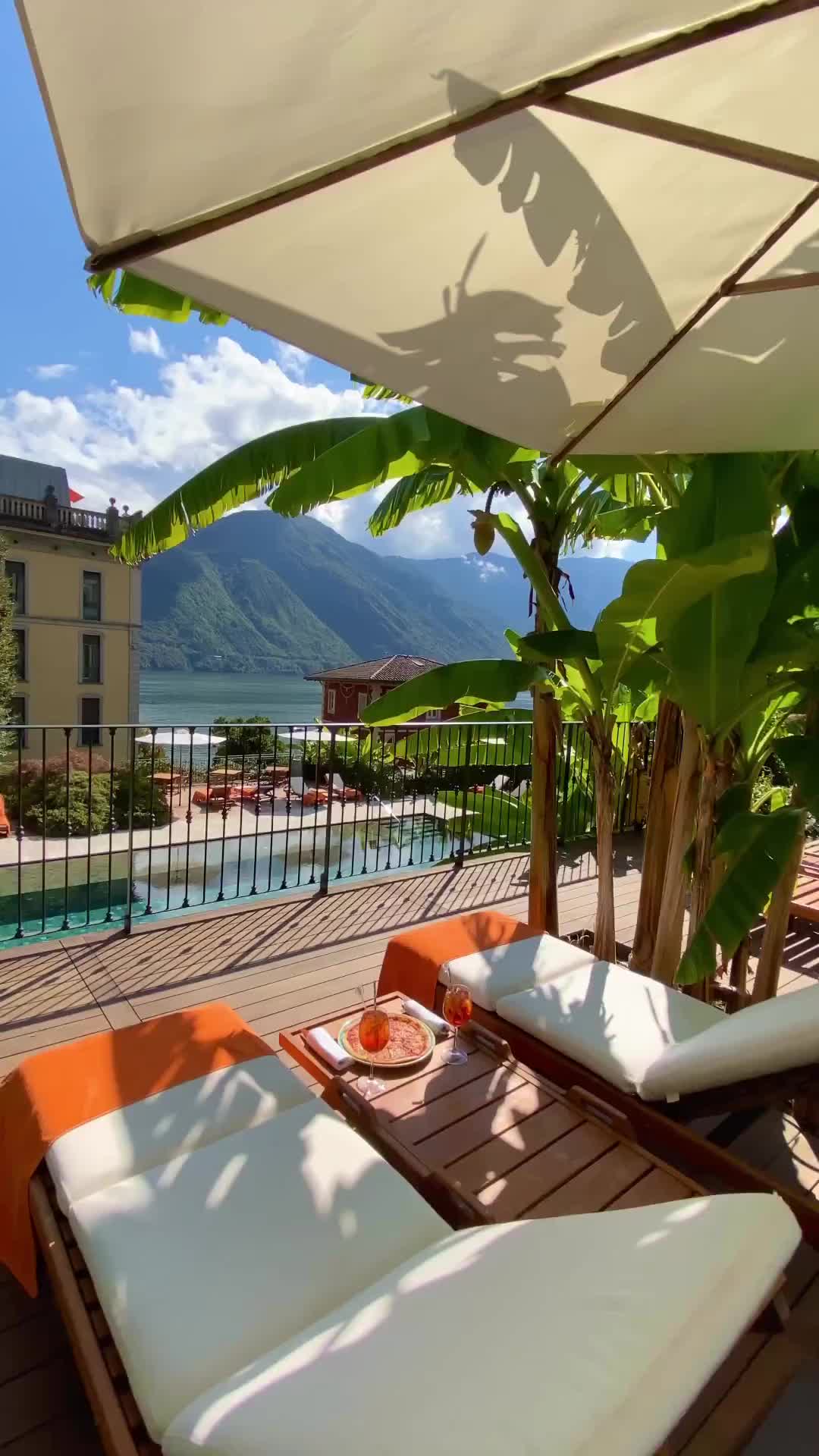 Pizza by Lake Como: Happiness in Every Bite