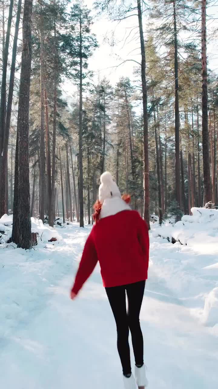 Enjoy Ice Skating at Eisweg Engadin This Weekend