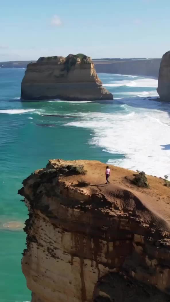 Stunning Drone Footage of The Twelve Apostles, Australia