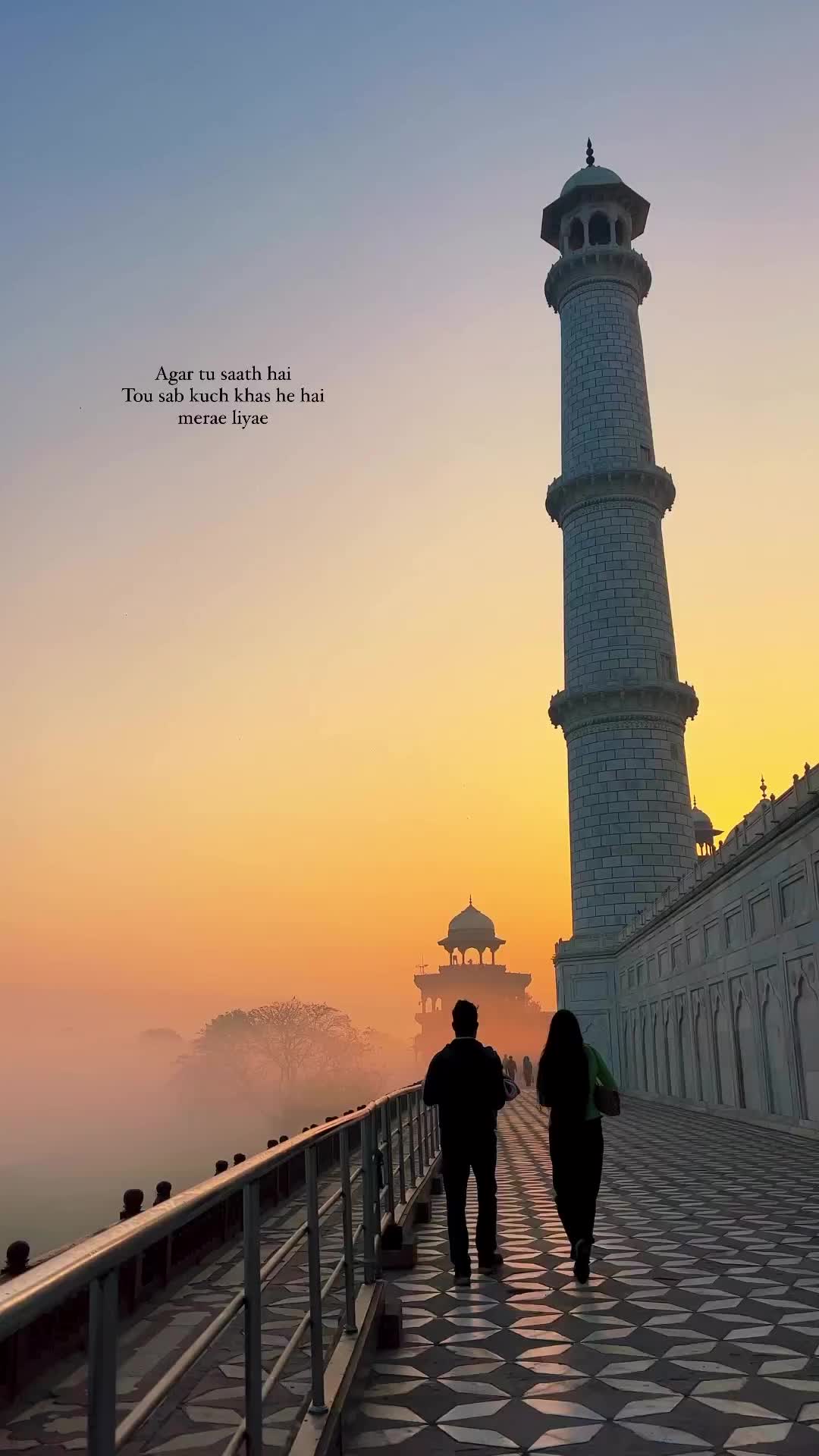 Taj Mahal at Sunset: A Special Moment in Agar, India