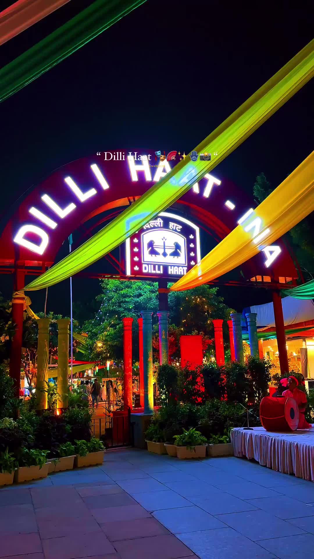 Discover Delhi's Most Beautiful Market - Dilli Haat