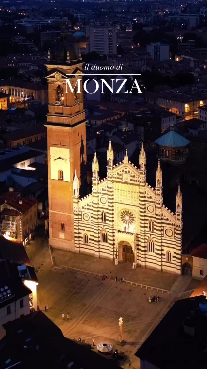 Il Duomo di Monza Illuminato: Notte Brianzola Magica