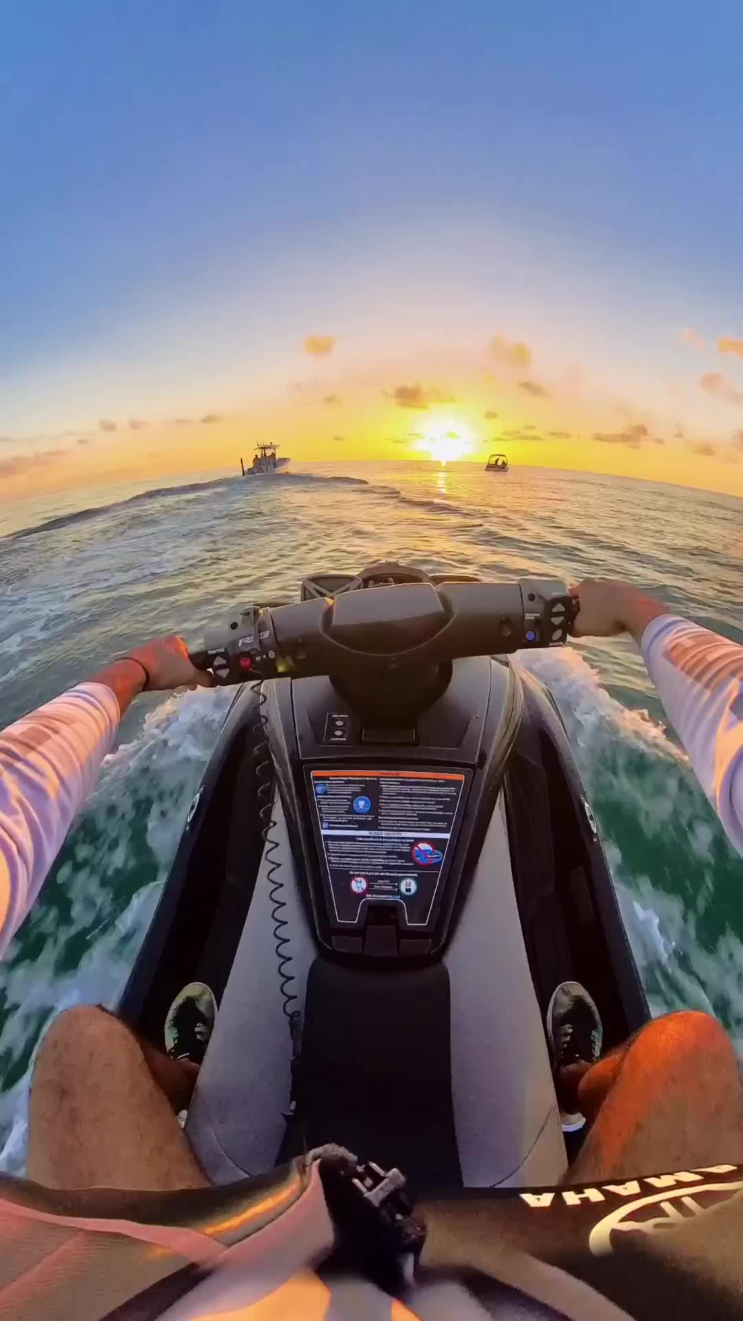 Uncharted adventure is on the horizon ❤️‍🔥⛅️
.
🎥Recorded with the New @insta360 X3 Cam🎥
.
This was captured in the beginning of the greatest adventure I have ever embarked, The Bimini Crossing. It was one of the most amazing experiences I’ve ever lived, crossing the Atlantic Ocean from Miami to Bimini in the Bahamas and back on the same day.  Im so ready to do it again. #throwbackthursday 
.
.
.
#adventureisoutthere #uncharted #adventure #sunrise #tbt #yamaha #waverunner #nature #insta360x3 #insta360 #insta360water #pov #letsride #aquadan