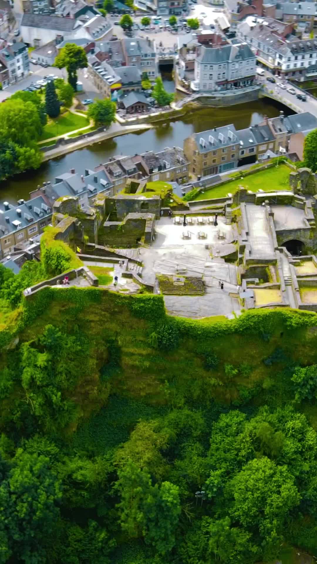 La Roche-en-Ardenne Castle: Medieval Ruins in Belgium