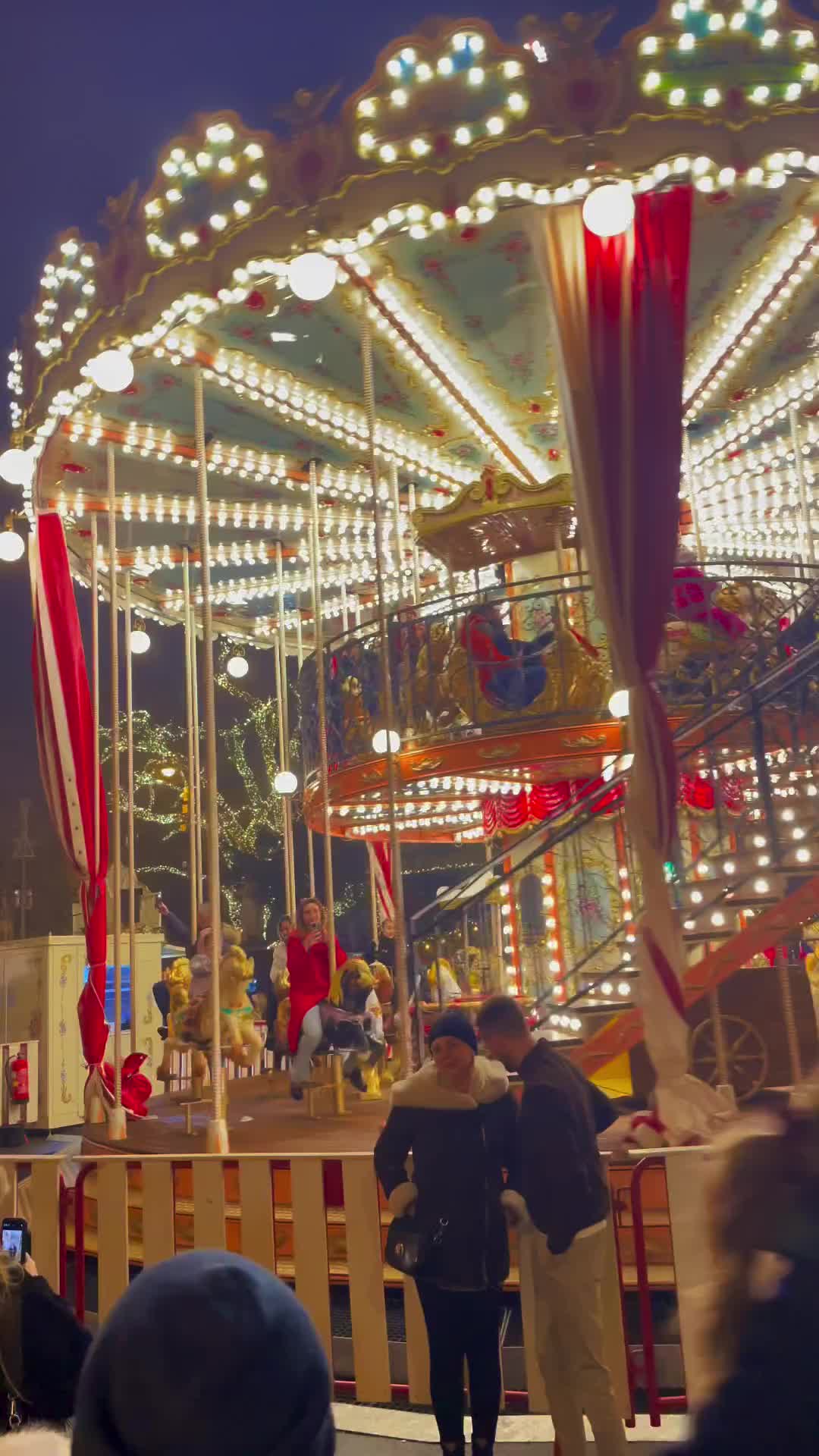 Magical Evening in Vienna: Illuminated City Life