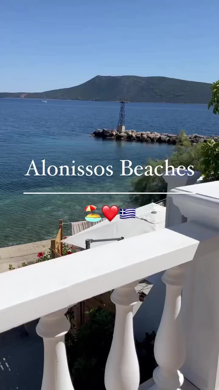 Le spiagge più belle di Alonissos ❤️🇬🇷

Alonissos, un’isola che secondo me merita di entrar a far parte della categoria “ dolce far niente”...perché? Semplice, è il posto ideale per chi vuole trascorrere le sue giornate a crogiolarsi sotto al sole andando di spiaggia in spiaggia! 

👀 Vediamo quindi, insieme, alcune delle spiagge più belle che l’isola offre:

🔹 Agios Dimitrios
🔹 Tzortzi Gialos 
🔹 Leftos Gialos
🔹Kokkinokastro
🔹 Katerina Vala
🔹 Megali Amos
🔹 Giala
🔹 Chrisi Milia
🔹Glifa

ℹ️ Per saperne di più visita il sito  www.journhey.com 

@journhey_it il nuovo portale creato per i viaggiatori dai viaggiatori

Se ancora non l’hai fatto corri a leggere il mio ultimo diario di viaggio e diventa anche tu un viaggiatore Journhey😎

Ed ora dimmi, conoscevi già Alonissos? 

#alonissosisland #alonissosbeaches #sporadi #isolesporadi #spiaggepiubelle #vacanzeingrecia #isoladialonissos #greektravelblogger #ilmioviaggioingrecia #journhey #greektravel #visitalonissos