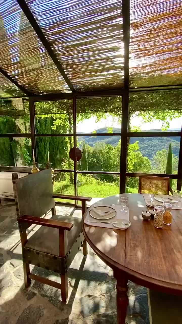 Breakfast in Tuscany at Castello di Vicarello