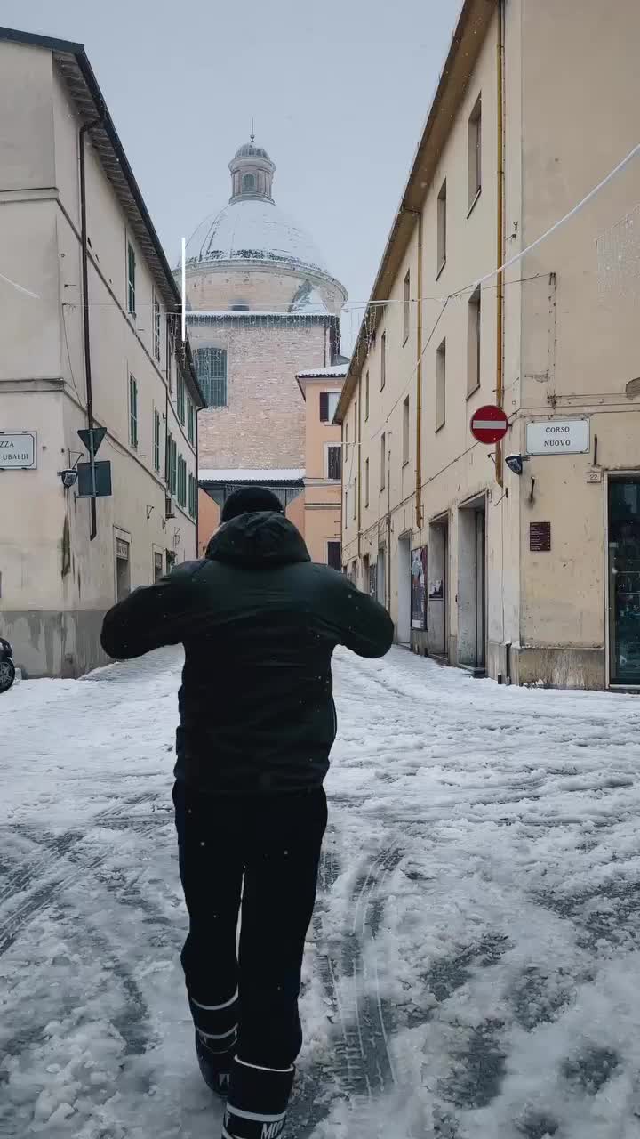 Foligno in Winter: Discover the Magic of Snowy Streets