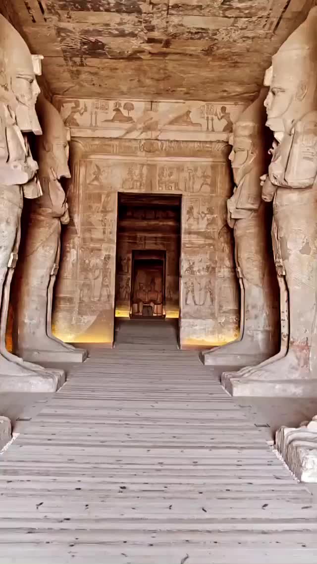 -ENJOY YOUR TIME TO WATCHING ABU SIMBEL TEMPLES✨🕊.
📍Abu Simbel temples are two massive rock-cut temples at Abu Simbel a village in Aswan Governorate, Upper Egypt, near the border with Sudan. They are situated on the western bank of Lake Nasser, about 230 km 140 mi southwest of Aswan about 300 km 190 mi by road.
———————————————————————————
.
.
.
.
📸: @ahmedwagdy_studio 
.
.
.
.
.
••••••••••••••••••••••••••••••••••••••••••••••••••••
#aswen #egypt #africa #nuba #myegyptview #myegyptview #travel #blue #egyption #ancientegyptv#travelphotography #nile #egyptology #nubiavillage #photography #temple #pharaoh #rivernile #nileriver #philaetemple #history  #egytion #expolre #historymemes #egypt #thisisegypt #myegypt #visitegypt #cairoegypt #giza #amzingegypt  #history #nileriver #philaetemple  #rivernile #pharaoh #pharaohs