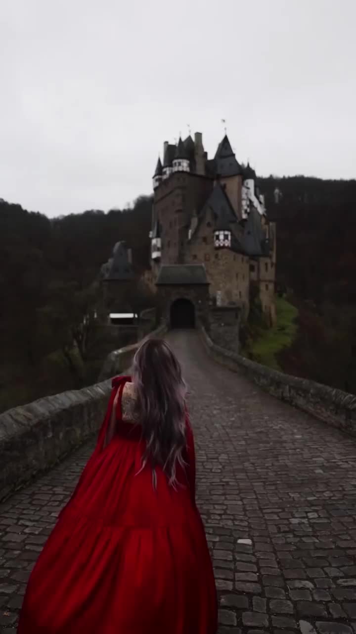 Exploring Burg Eltz: A Winter Visit to Germany's Castle