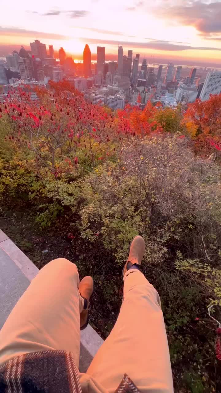 The best view of Montreal 🇨🇦✨
At my favorite moment of the day 🌇
During my favorite season 🍁

Hiking to Mont-Royal’s Belvedere at sunrise to enjoy the place (almost) all to yourself is definitely a must-do if you’re visiting Montreal. No excuse! 🌇

It will take you ~15min to climb the stairs to arrive to the Belvedere (211m high).

#Montreal #canada #mtlmoments #sunrise #montroyal #mtl #mtllife #canada🇨🇦 #visitmontreal #visitcanada #outdoors #outdoorslife #tlpicks #beautifuldestinations #fall