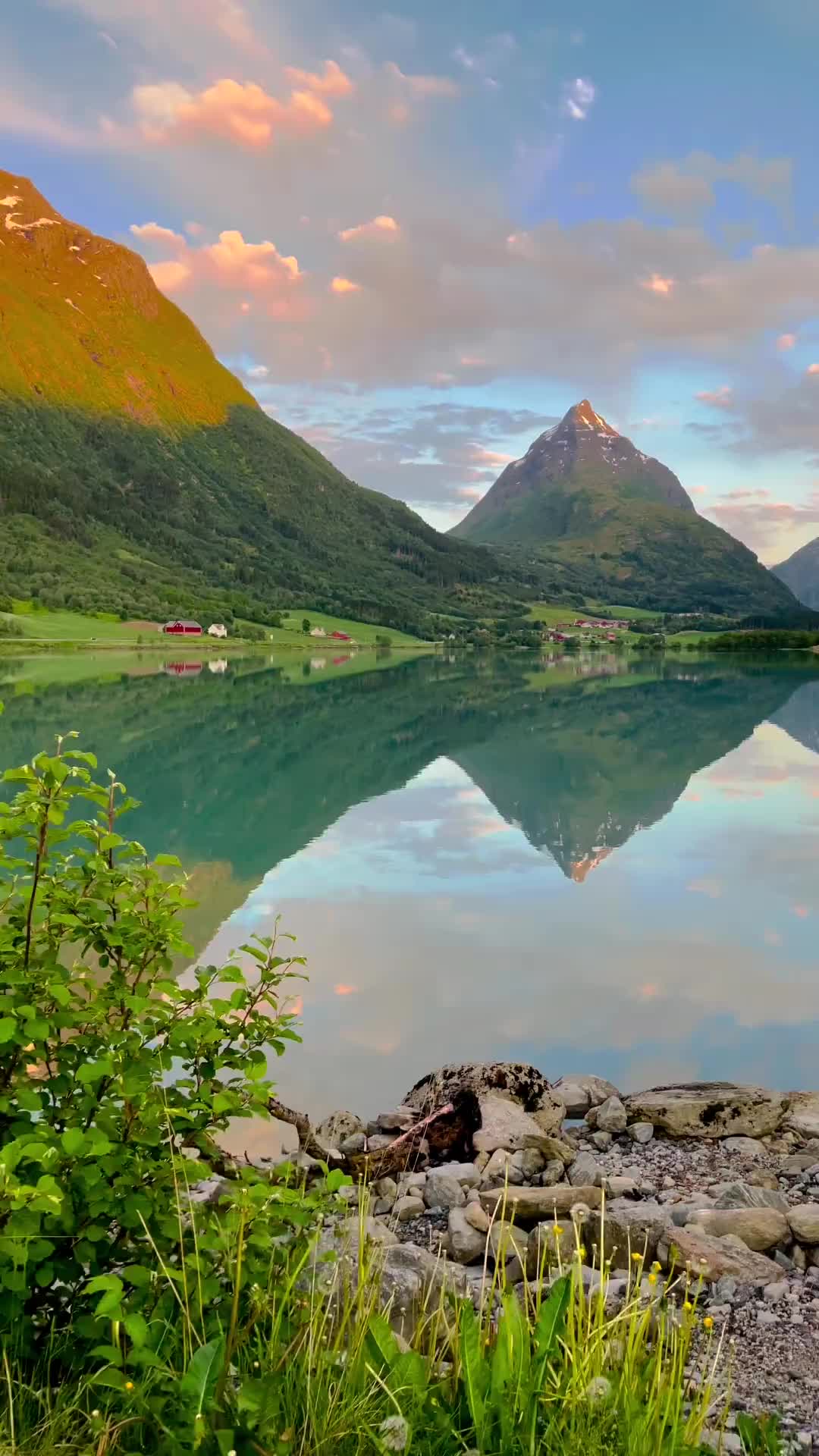 Stunning Eggenipa Mountain View in Norway