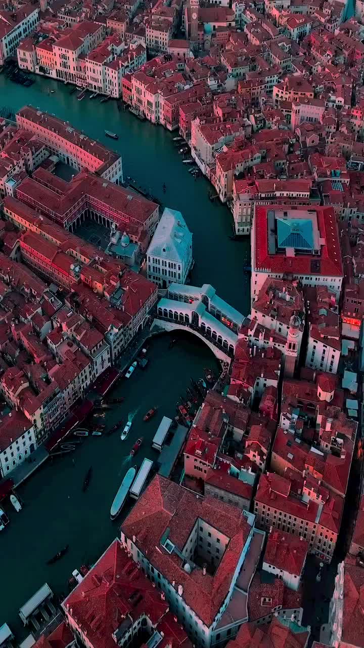 Discover Ponte Rialto: Aerial Views of Venice