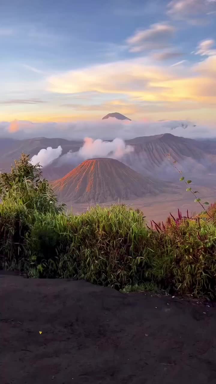 Just another day in paradise.

⛰️⛰️⛰️

✨✨

**********************************************************

📸  Credit 👉 @lucarenner 

**********************************************************

➕ Tag amazingdestinations
➕ Follow @amazingdestinations.ad 

**********************************************************

#bromo #opentripbromo #clouds #naturelovers #tripbromo #mountain #sunset #wisatabromo #explorebromo #exploreindonesia #clouds #mountains #hikingadventures #mointains #bromotravel #adventure #exploremalang #indonesia #bromomidnight #naturelover #bromoindonesia #wisatamalang #nature #cloudporn #pesonaindonesia #wonderfulindonesia #hiking #bali #tripbromomurah #sunsetlovers