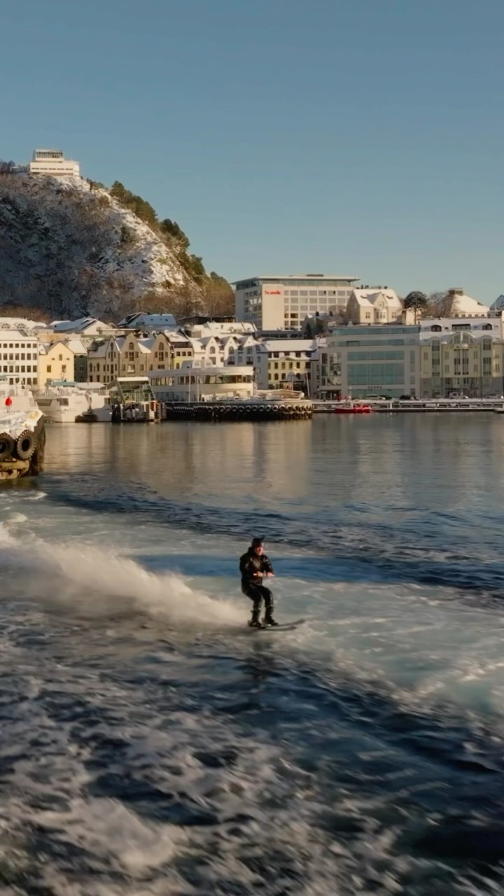 Scenic Beauty and Culinary Delights in Ålesund