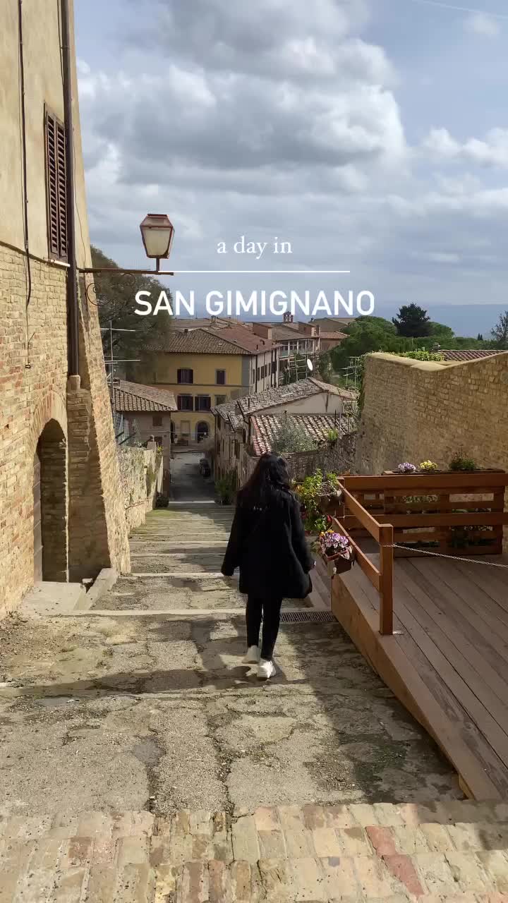 A Slice of Tuscany: Discover San Gimignano's Charm