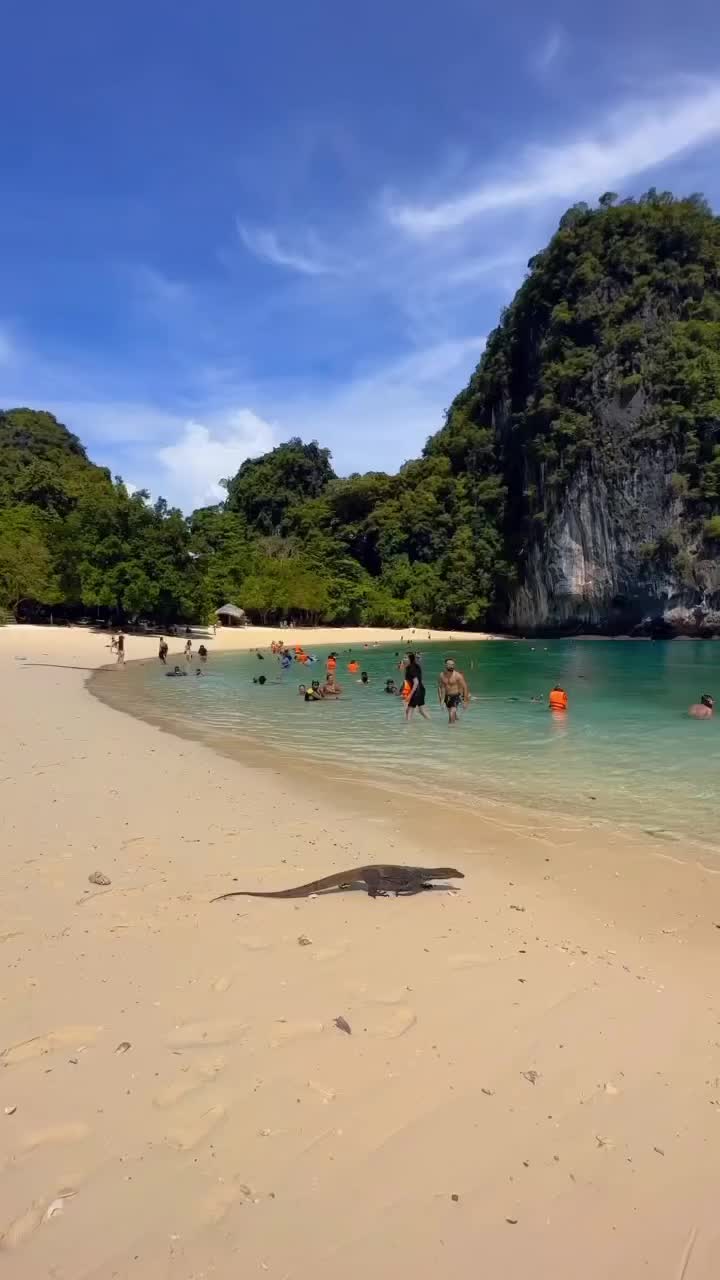 Explore Tropical Thailand - Hong Island Adventure