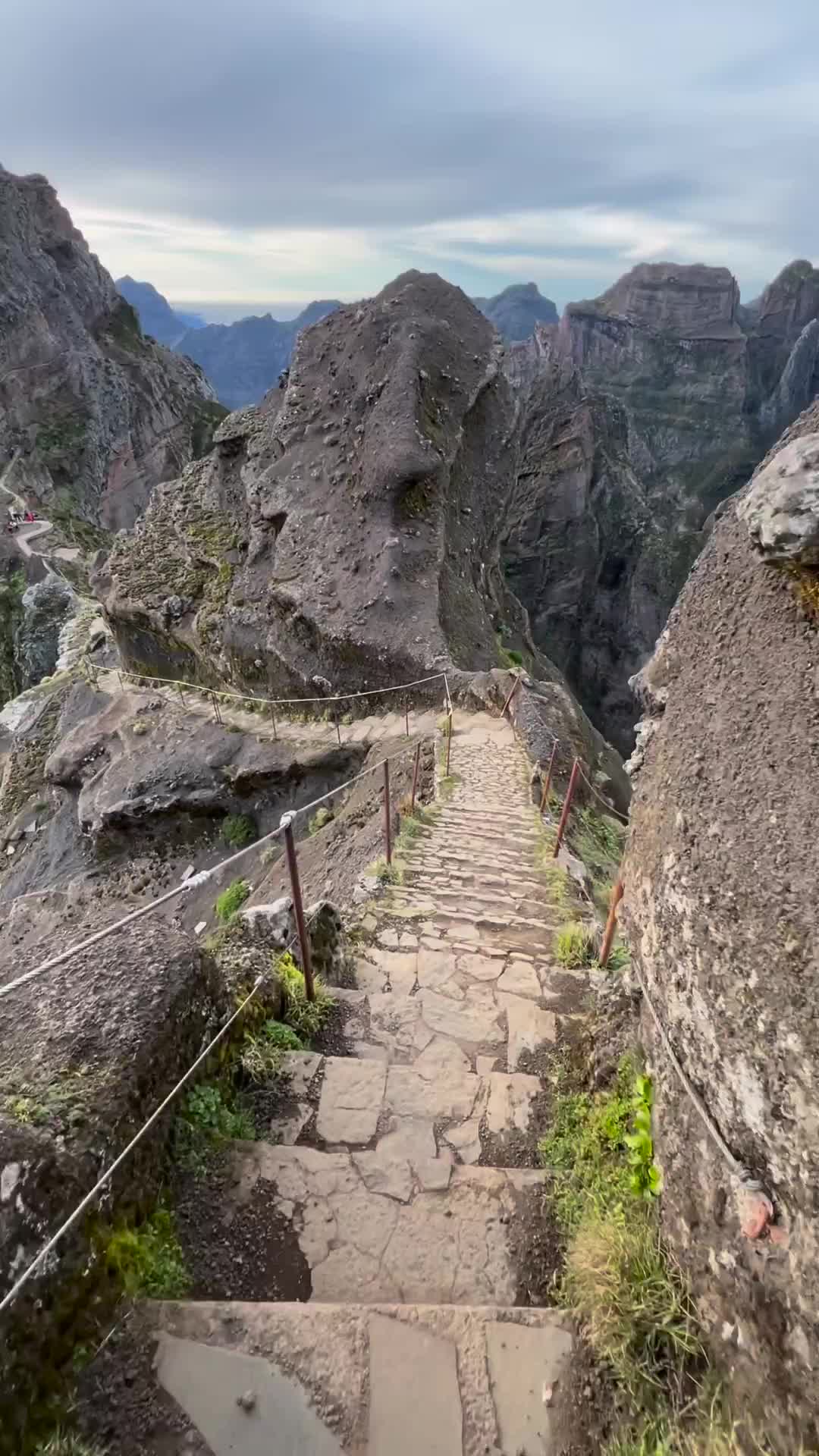 📍PR1 Route, Madeira, Portugal 🇵🇹 

This part of the PR1 route guides you to the Pedra Rija viewpoint ⛰️

If you’re up for a hike from Pico to Arieiro to Pico Ruivo (a round trip of approximately 11.5 km), be prepared for an undulating terrain. Along the way, you’ll encounter numerous steps, both ascending and descending, with a total elevation gain of about 1000 m.

Are you ready to take on this #challenge?

Save it, share it with friends, and don’t forget to hit that like button! 👍 
.
.
.
.
.
.
.
.
.
.
.
.
.
.
#picodoarieiro #madeira #pedrarija #madeiraisland #hike #hikemadeira #hikinglife #hikingtrails #hikingtrail #hikingtrip #hikingaddict #hikingadventure #sxtraveler #hikingparadise #travelvideo