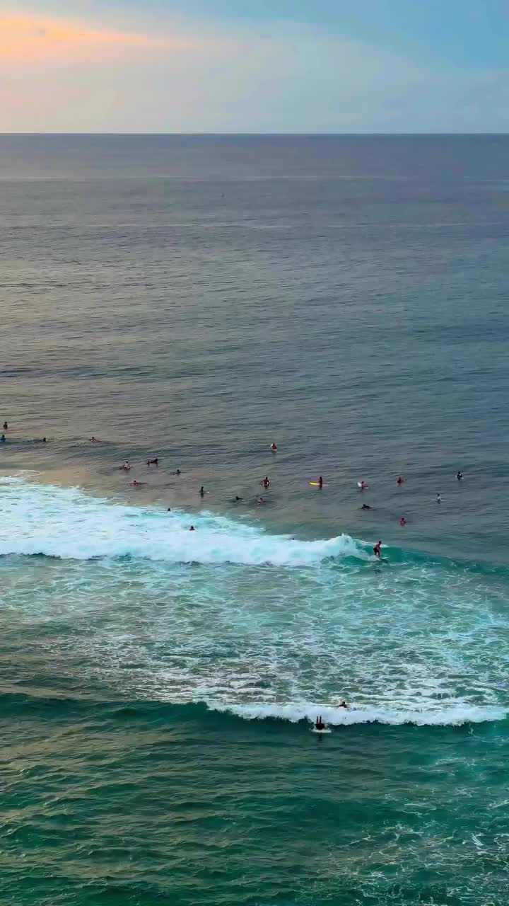 Don’t worry about your past, worry about your future because you’re not gonna be around forever, so that’s why you should do everything you love…
•
•
•
•
•
📸@lustinwander
📍Bingin Beach, Uluwatu, Bali 
• Travel • Drone • Photography •