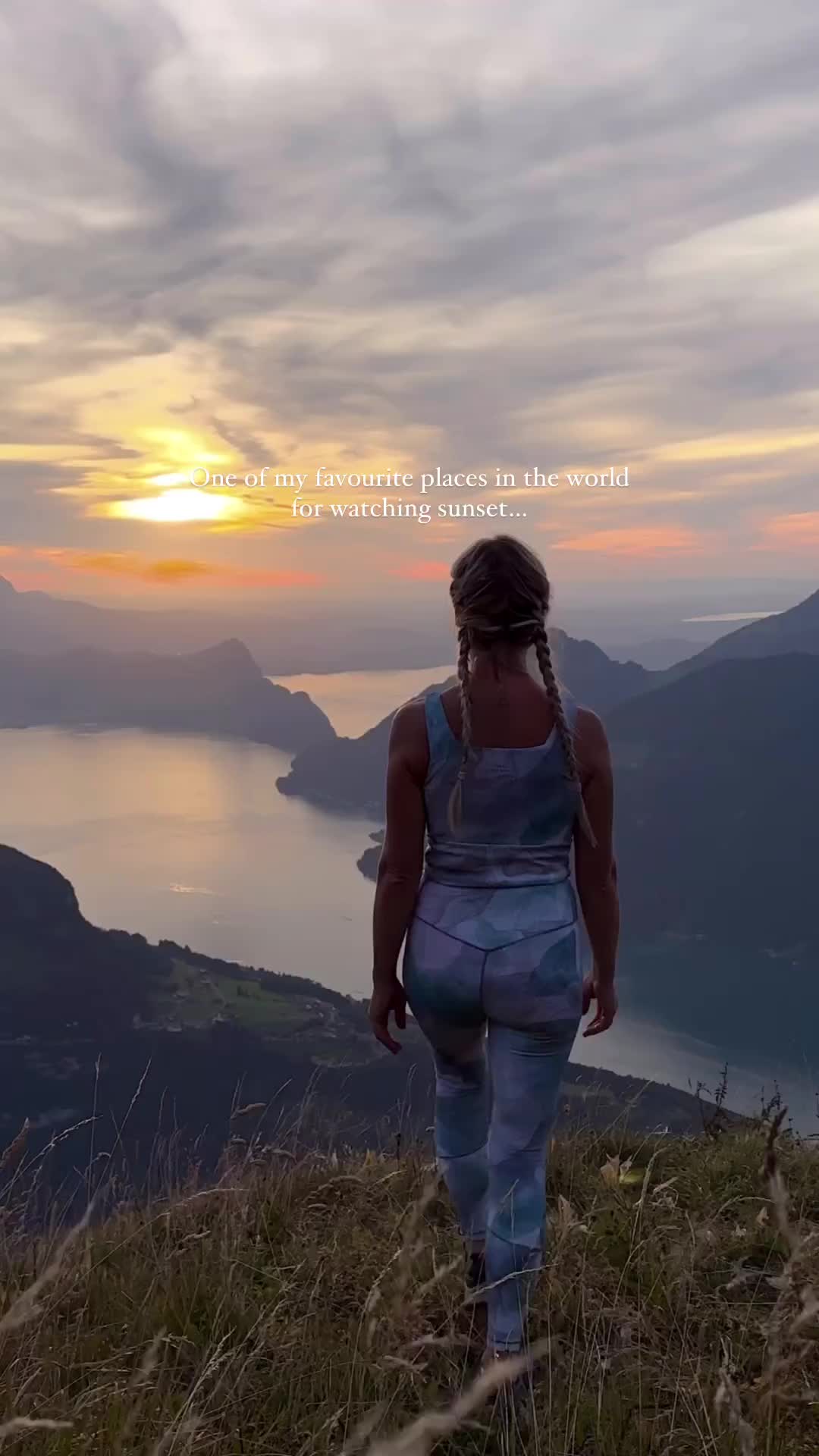 Magical Sunset Hike in Morschach with Venice Beach Sportswear