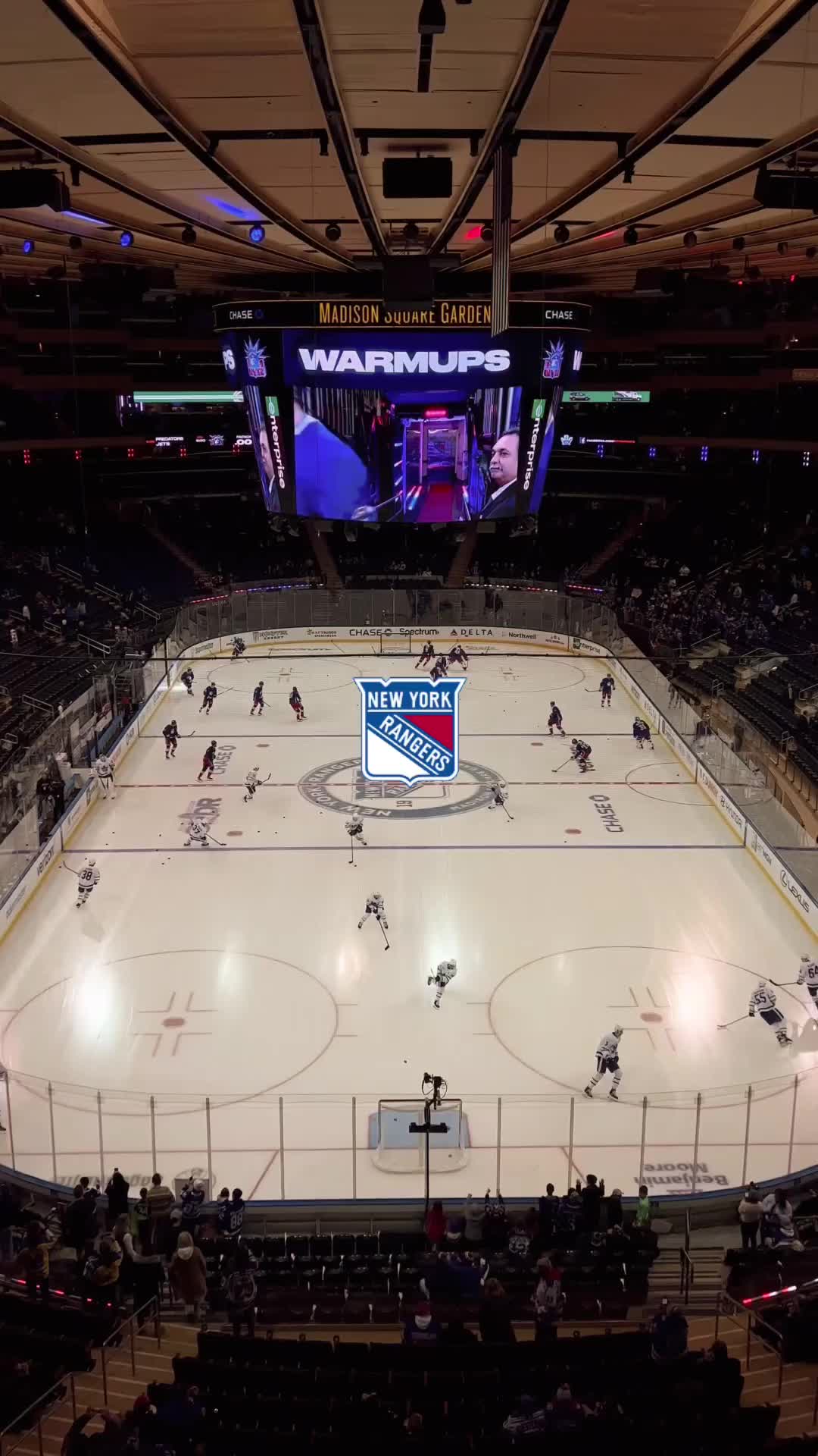 New York truly comes alive when you step into Madison Square Garden for a @nyrangers game! Picture yourself in the heart of Manhattan, surrounded by the energy of passionate fans, cheering on the Rangers team. 🏒✨

 captured on iPhone 13 Pro
4k at 30fps 
hockey in new york

#newyork #nyc #newyorkcity #rangers #newyorkrangers