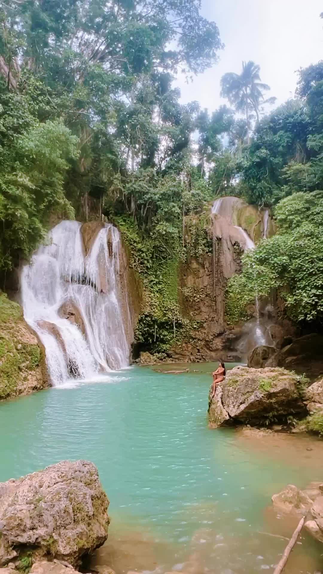 Discover Nature's Beauty in The Philippines 🌿