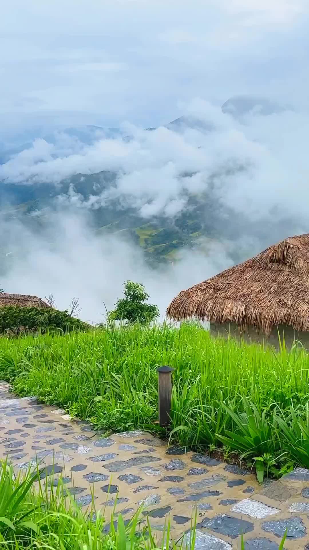 Breathtaking Scenery at Topas Ecolodge, Vietnam