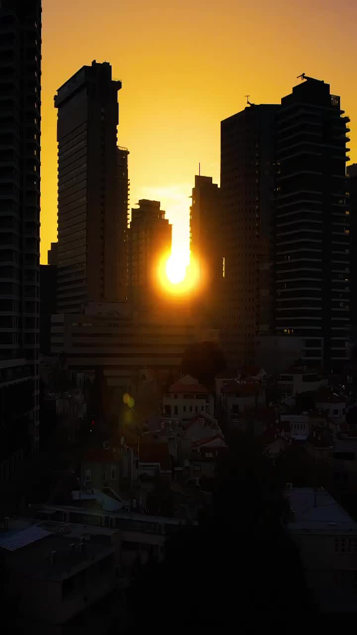 Tel Aviv Sunrise: Captivating Dawn Over Israel