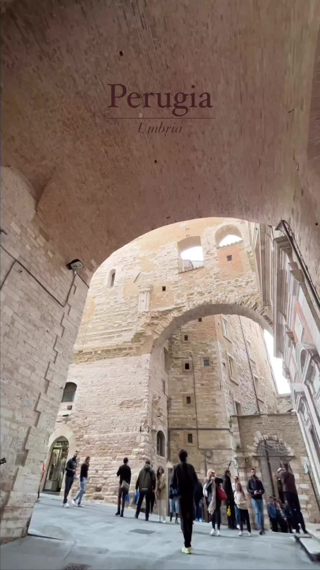 1 day in Perugia 🍫
 “Vivace e teatrale, come spesso avviene in Italia, dove la strada è palcoscenico, il corso di Perugia è dunque tra una fontana e un panorama, e vi si respira un’aria gaia, dolce e euforica”…🎭🇮🇹🍫
.
.
🎥 @go_italy_ 
📍Perugia, Italy 🇮🇹 

#perugia #umbria #italia #italy #ig #igersumbria #acperugia #view #igersperugia #assisi #umbriagram #umbriatourism #perugiaitaly #travel #roma #love #panorama #landscape #perugiastyle #igersitalia #milano #viaggio #perugiatoday #picoftheday #perugialovers #perugini #gubbio #perugiacentro #perugiaitalia