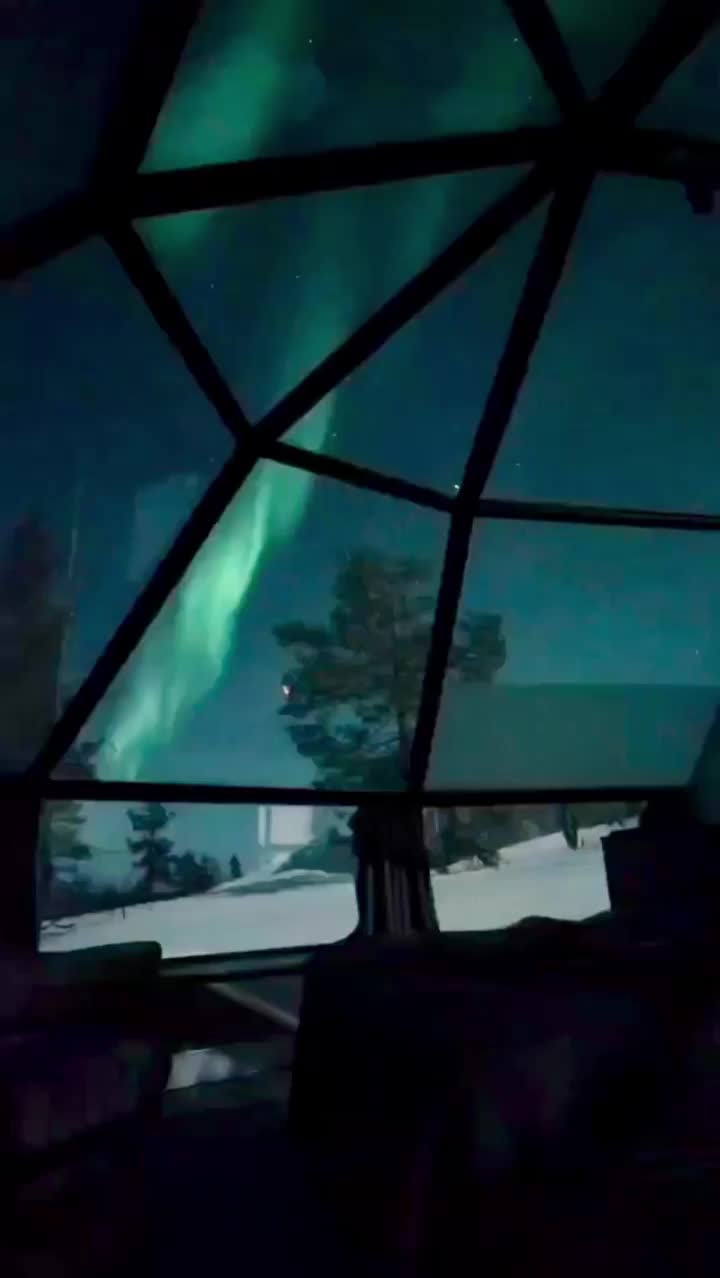 Northern Lights in Lapland: Stunning View from Levin Iglut